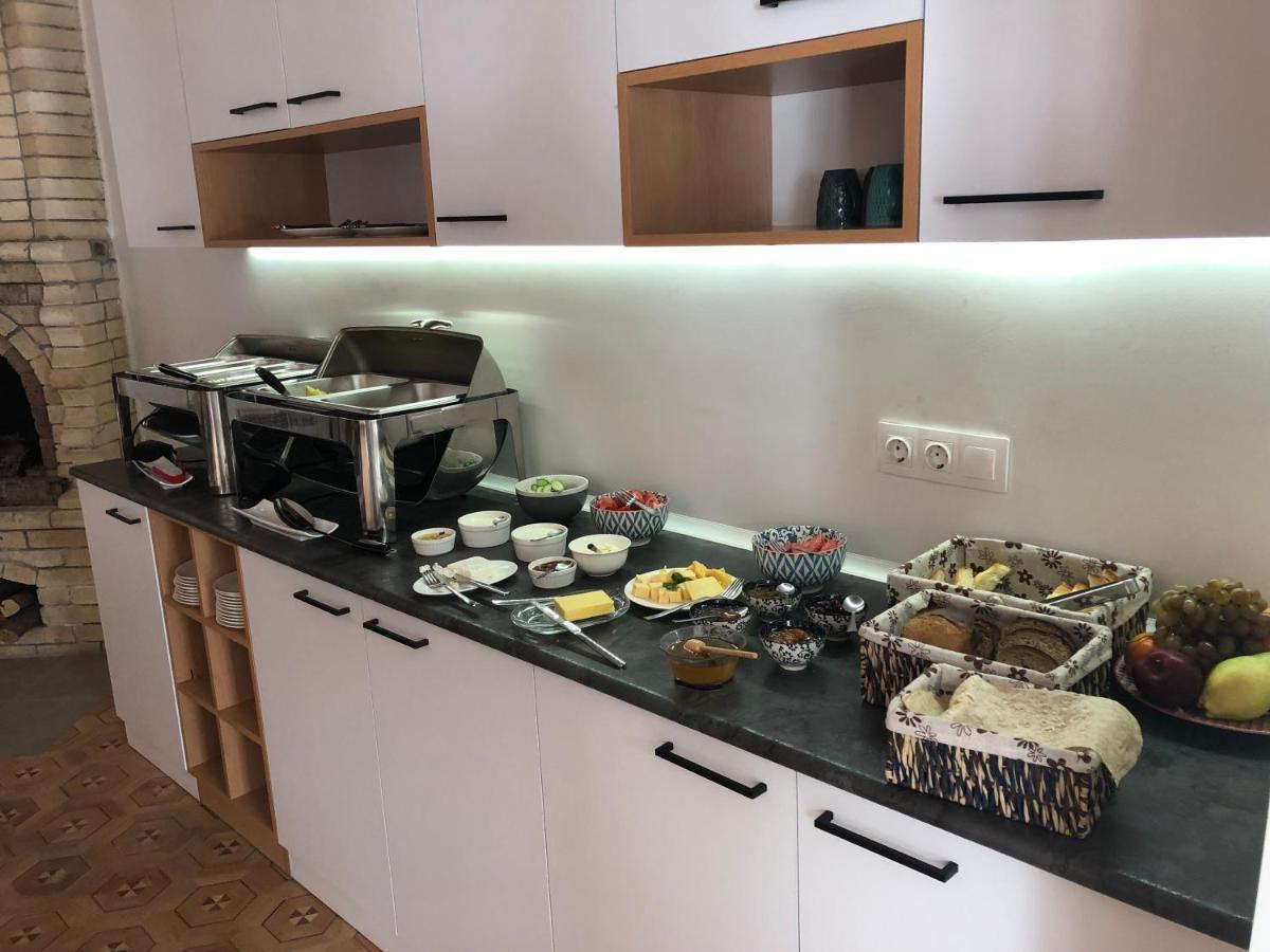 Vardeni Guesthouse Hrazdan Eksteriør billede